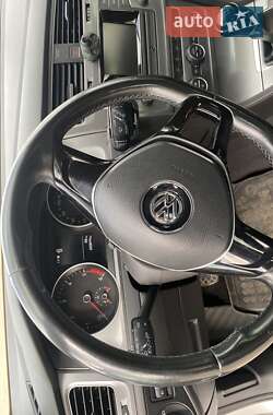 Хэтчбек Volkswagen Golf 2013 в Киеве