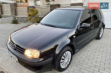 Хэтчбек Volkswagen Golf 1999 в Тульчине