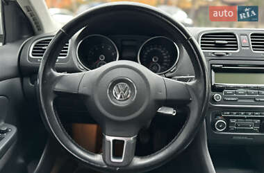 Универсал Volkswagen Golf 2010 в Полтаве