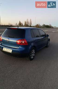 Хэтчбек Volkswagen Golf 2007 в Дубно