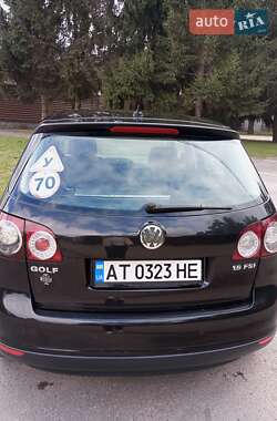 Хэтчбек Volkswagen Golf 2005 в Мироновке