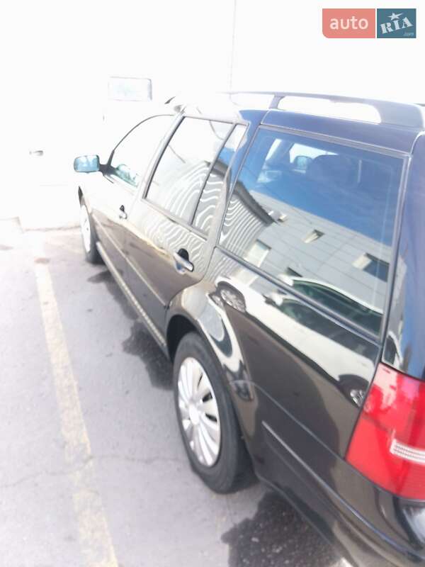 Універсал Volkswagen Golf 2004 в Кременчуці