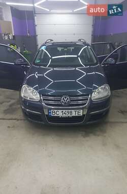 Універсал Volkswagen Golf 2009 в Львові