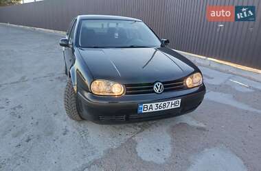 Хетчбек Volkswagen Golf 1999 в Помічній