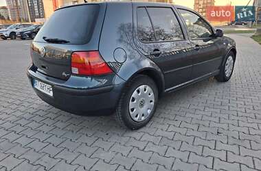 Хэтчбек Volkswagen Golf 2000 в Ивано-Франковске