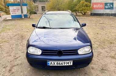 Універсал Volkswagen Golf 2001 в Харкові