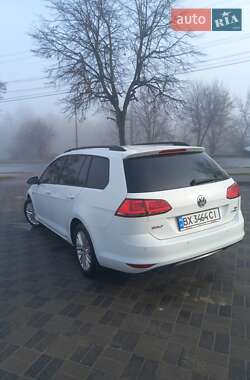 Универсал Volkswagen Golf 2014 в 