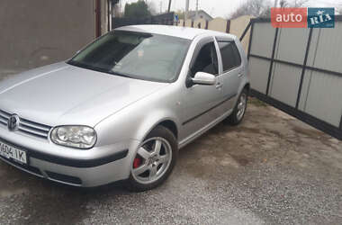 Хетчбек Volkswagen Golf 2003 в Дубні