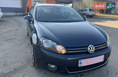 Универсал Volkswagen Golf 2010 в Ровно