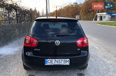 Хетчбек Volkswagen Golf 2006 в Новодністровську