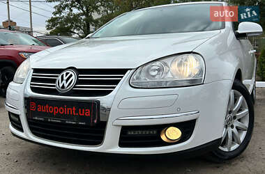 Универсал Volkswagen Golf 2009 в Сумах