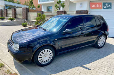 Хетчбек Volkswagen Golf 2002 в Тульчині