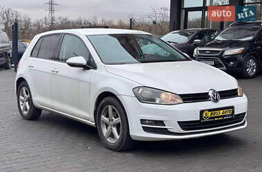 Хетчбек Volkswagen Golf 2012 в Чернівцях