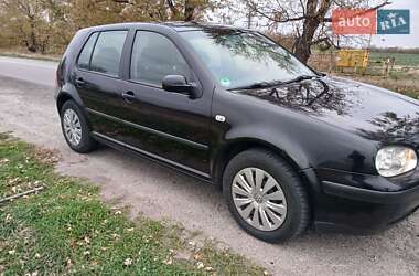 Хетчбек Volkswagen Golf 2000 в Запоріжжі