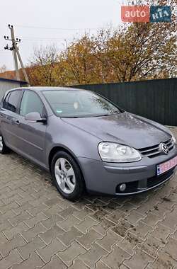 Хетчбек Volkswagen Golf 2006 в Гадячі