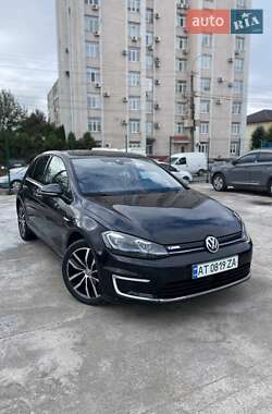 Хетчбек Volkswagen Golf 2018 в Вінниці