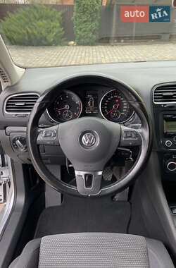 Універсал Volkswagen Golf 2010 в Старокостянтинові