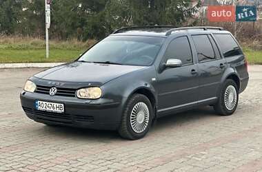 Універсал Volkswagen Golf 2000 в Тячеві