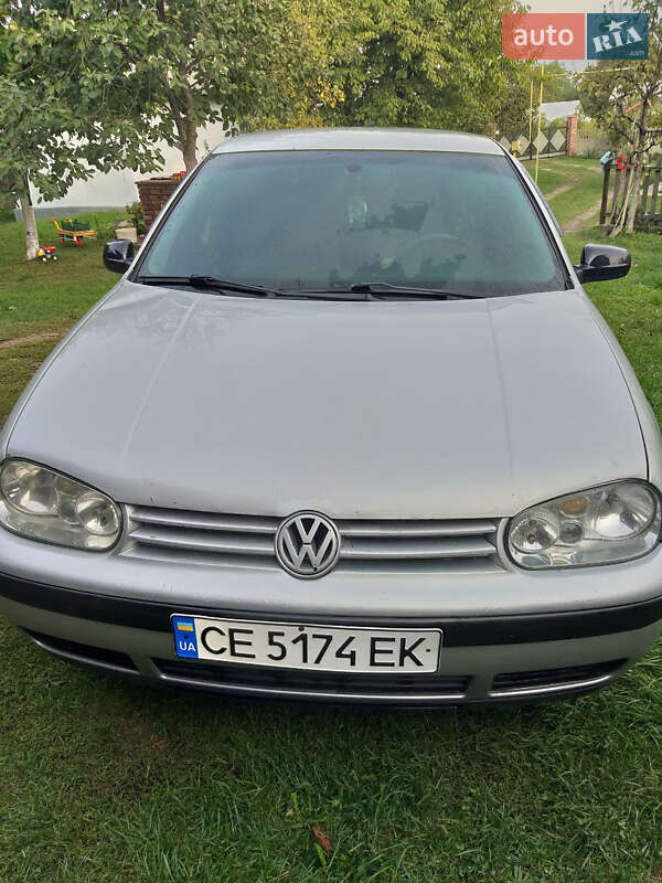 Volkswagen Golf 1998
