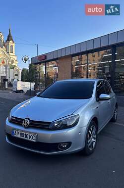 Хетчбек Volkswagen Golf 2011 в Запоріжжі