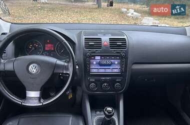 Универсал Volkswagen Golf 2009 в Киеве