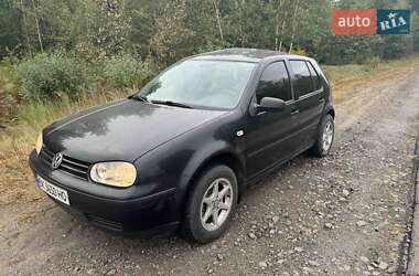 Хетчбек Volkswagen Golf 1999 в Кременці