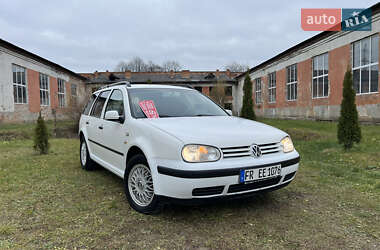 Універсал Volkswagen Golf 2002 в Дрогобичі