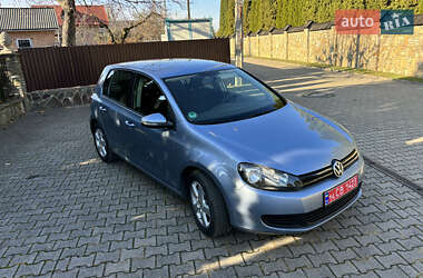 Хэтчбек Volkswagen Golf 2009 в Надворной