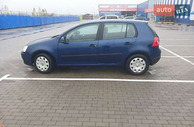 Хэтчбек Volkswagen Golf 2004 в Виннице