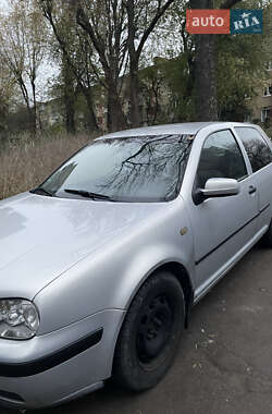 Хетчбек Volkswagen Golf 1998 в Львові