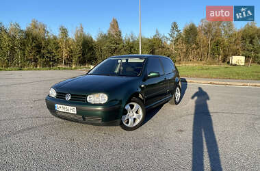 Хетчбек Volkswagen Golf 1999 в Звягелі