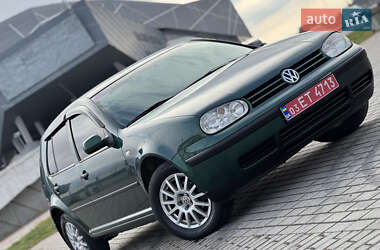 Хетчбек Volkswagen Golf 2001 в Львові