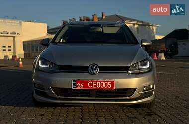 Універсал Volkswagen Golf 2015 в Чернівцях