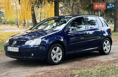 Хетчбек Volkswagen Golf 2008 в Умані