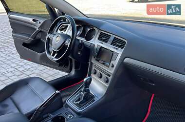 Хетчбек Volkswagen Golf 2014 в Умані