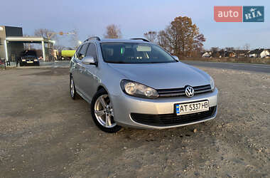 Универсал Volkswagen Golf 2012 в Калуше