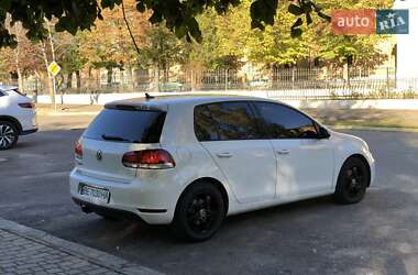 Хэтчбек Volkswagen Golf 2013 в Николаеве