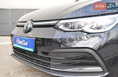 Универсал Volkswagen Golf 2022 в Киеве