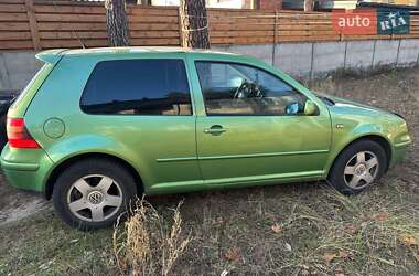 Хетчбек Volkswagen Golf 1998 в Бучі