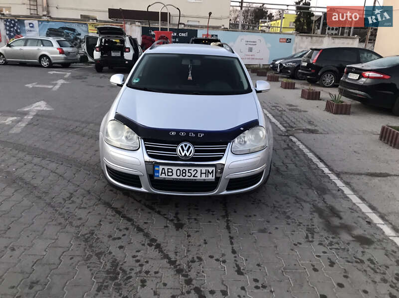 Універсал Volkswagen Golf 2008 в Вінниці