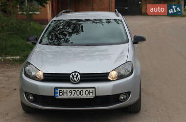 Універсал Volkswagen Golf 2012 в 