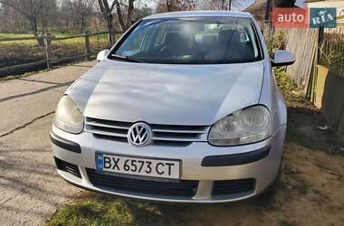 Хэтчбек Volkswagen Golf 2005 в Славуте