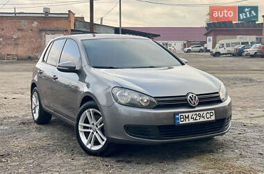 Хэтчбек Volkswagen Golf 2009 в Сумах