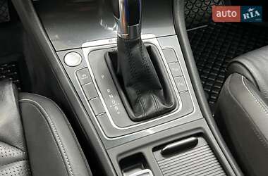 Хетчбек Volkswagen Golf 2018 в 