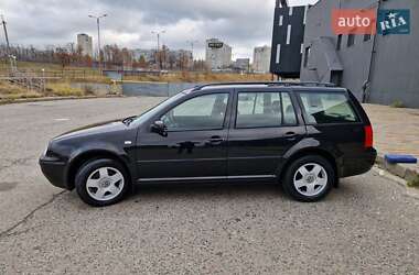 Универсал Volkswagen Golf 2003 в Харькове