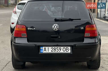 Хэтчбек Volkswagen Golf 1999 в Кропивницком