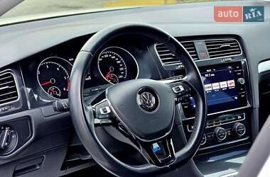 Универсал Volkswagen Golf 2018 в Шепетовке