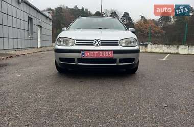 Универсал Volkswagen Golf 2002 в Львове