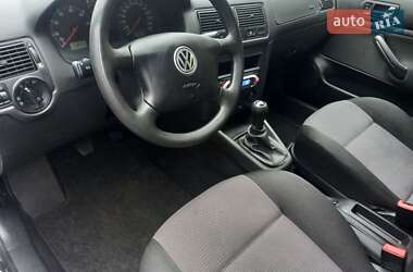 Универсал Volkswagen Golf 2002 в Львове