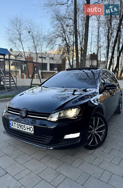 Хэтчбек Volkswagen Golf 2014 в Ивано-Франковске